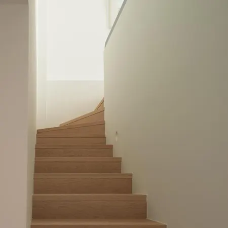 Leste Luxury Urban Living Premium *